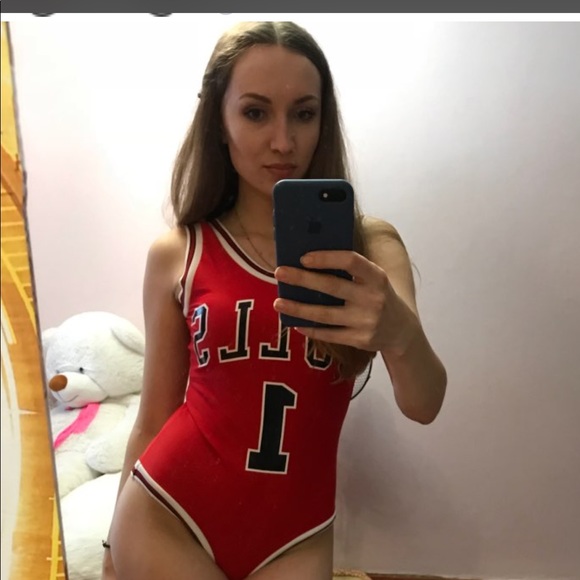 LAST ONE‼️Chicago Bulls Swimsuit‼️ - Picture 3 of 4